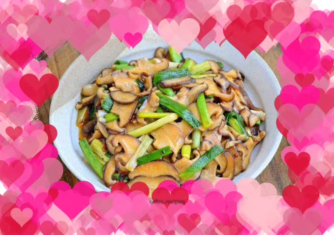 Fried mushrooms with garlic