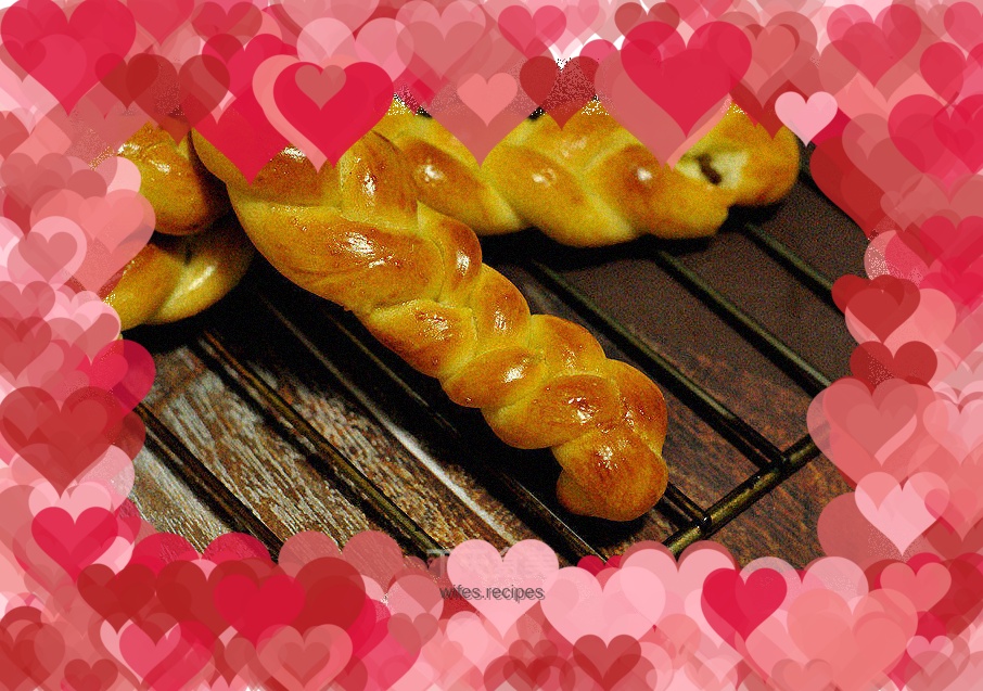 Carrot Juice Braided Bread