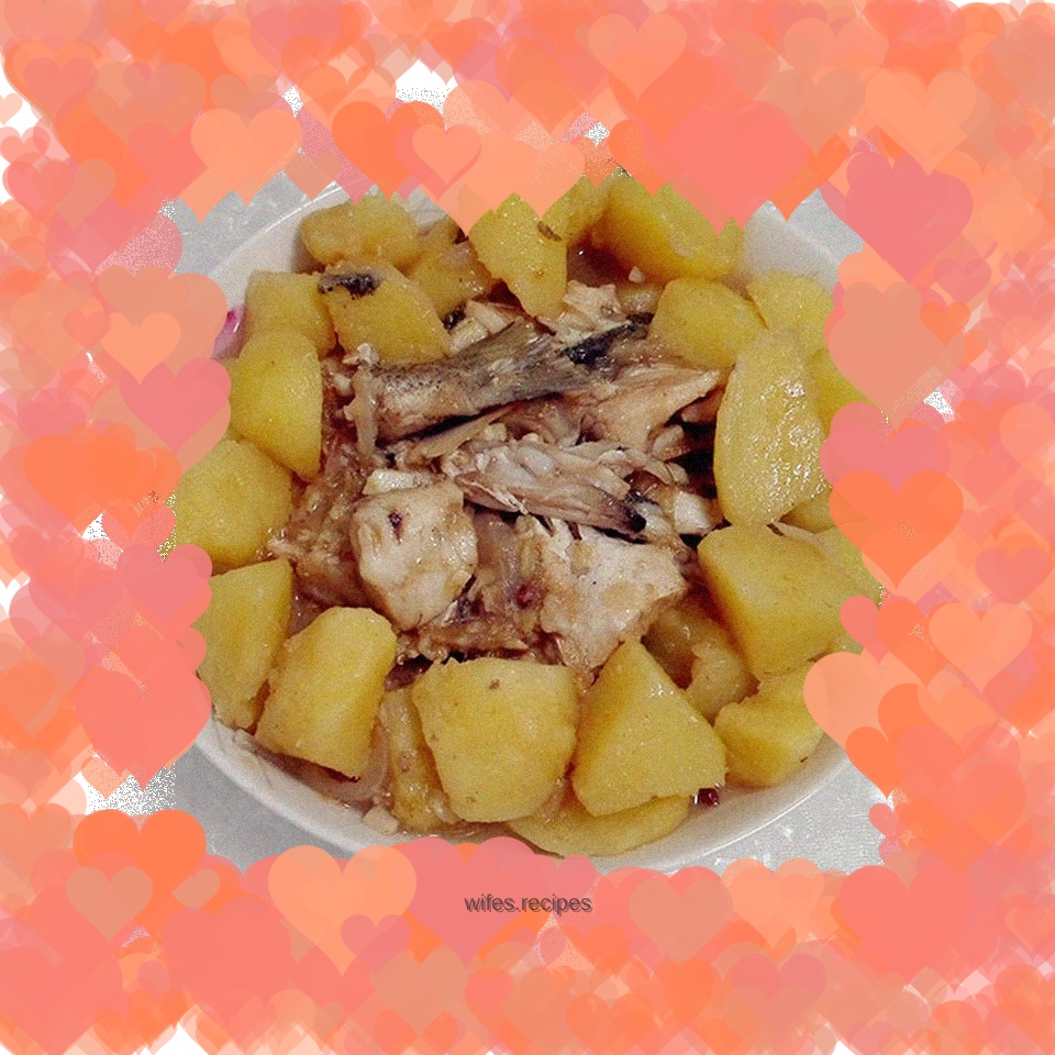 Bass stewed with potatoes