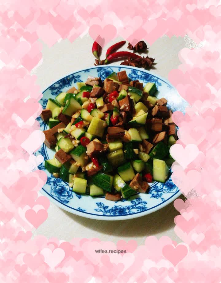 Spiced dried beans mixed with cucumber