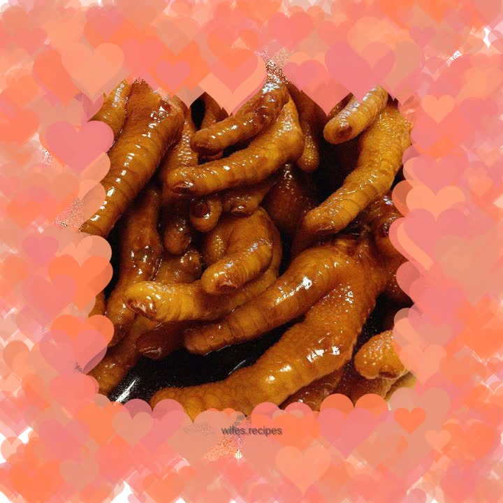 Braised chicken feet