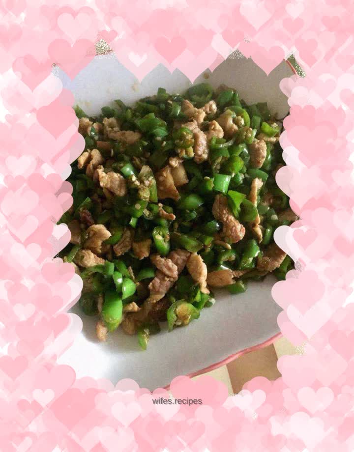 Fried Pork with Chili