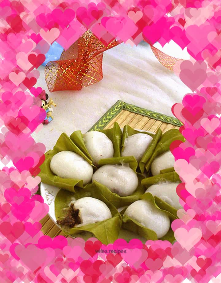 Crispy sesame leaf cake