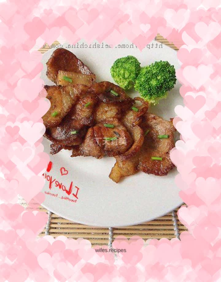 Pan-fried pork slices