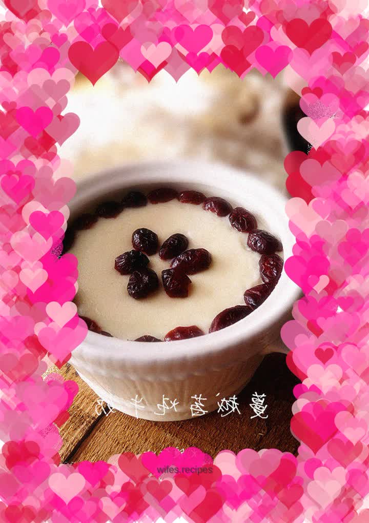 Cranberry Stewed in Milk