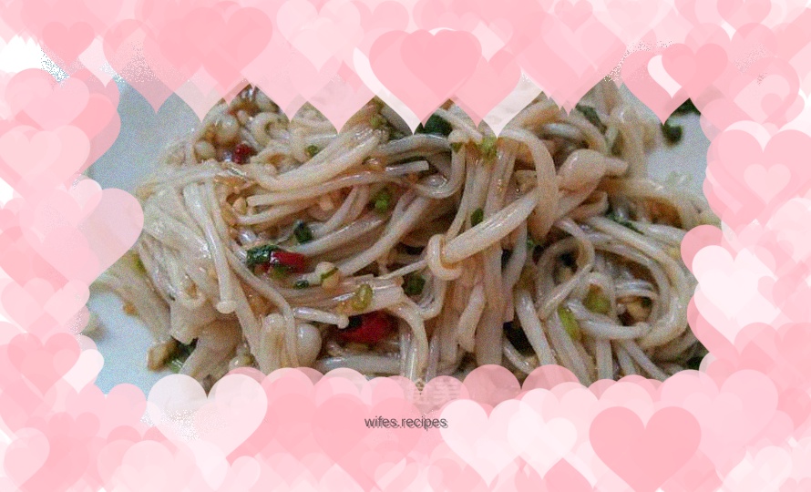 Cold Enoki Mushrooms