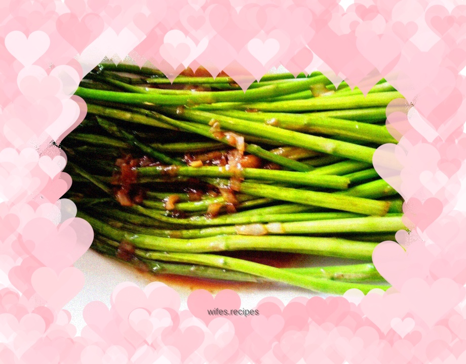 Stir-fried asparagus with soy sauce