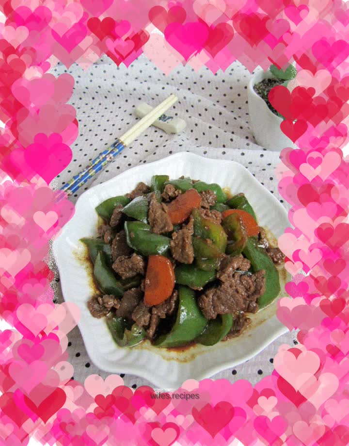 Stir-fried beef with bell pepper