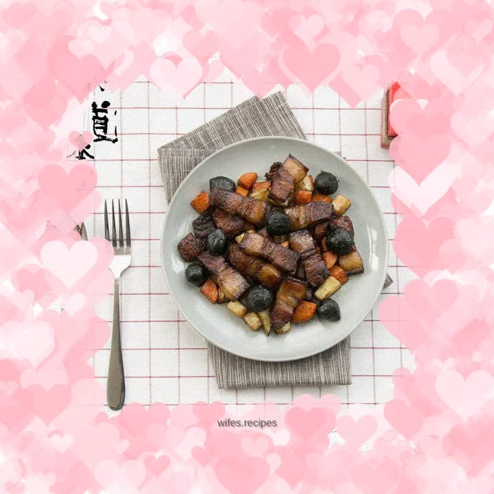 Braised pork and beans with black garlic