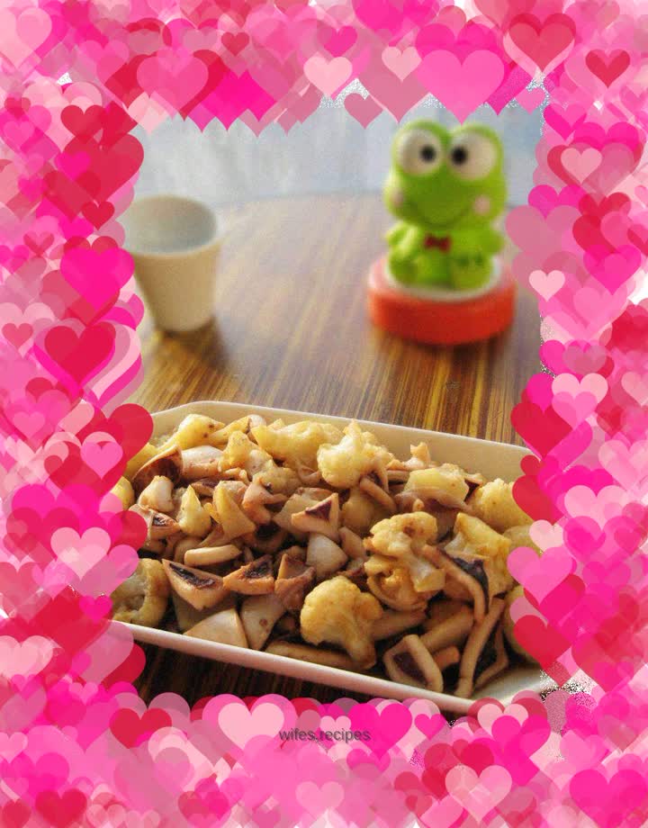 Fried squid with cauliflower