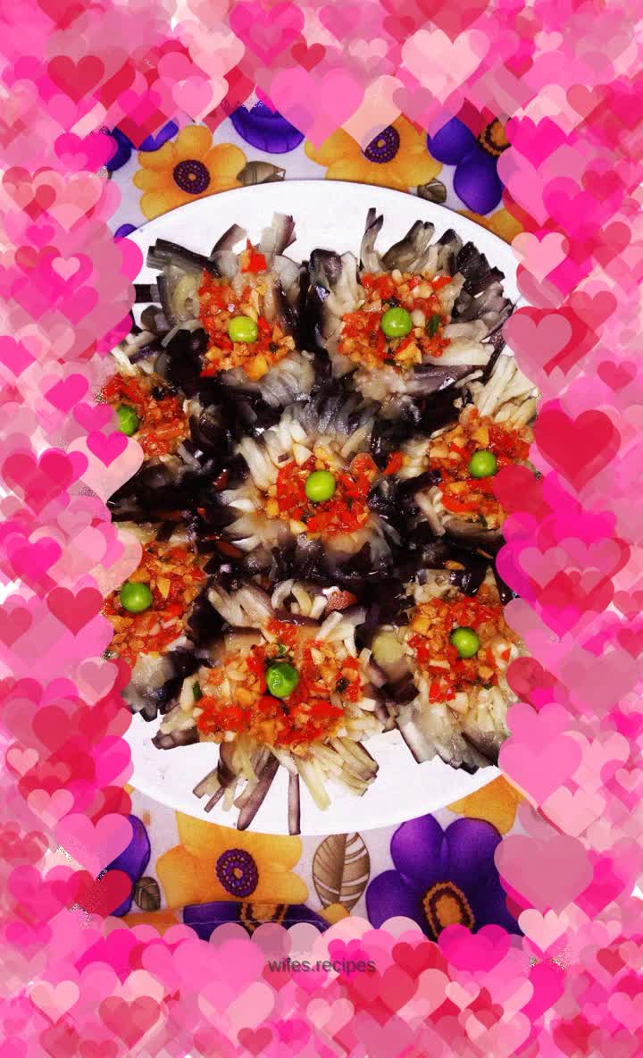 Chrysanthemum eggplant