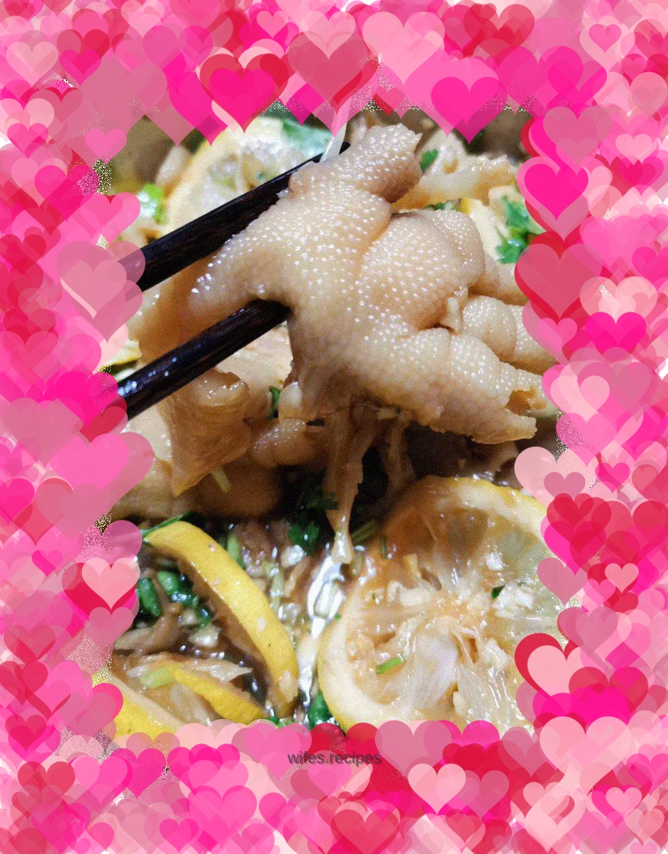 Cold Boneless Chicken Feet