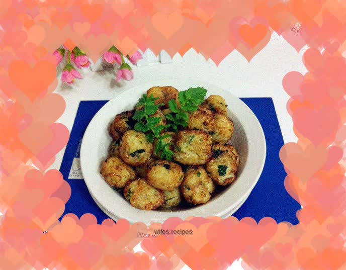 White radish and bean dregs meatballs