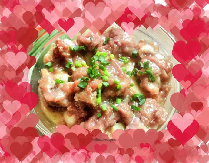 Steamed taro with pork ribs in soy sauce