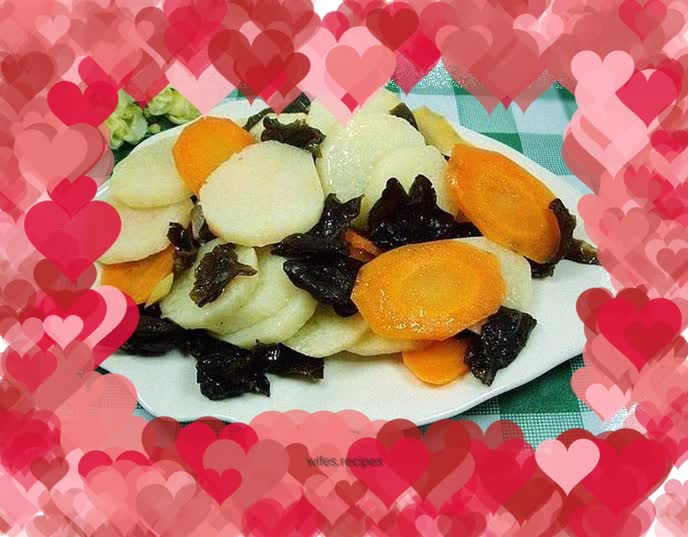 Home-cooked side dishes - fried yam with carrots, fungus and fungus