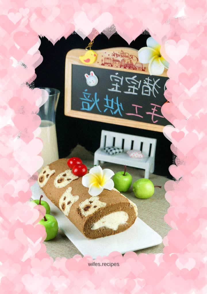 Bear painted cake roll