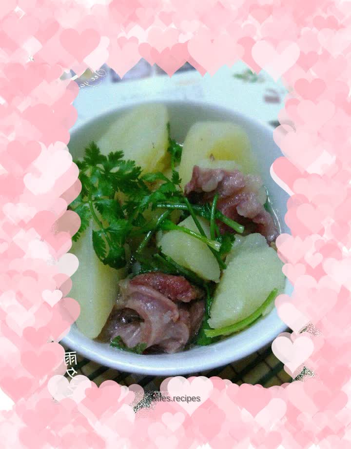 Beef stew with potatoes