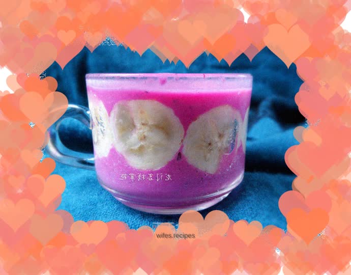 Dragon Fruit Banana Milkshake