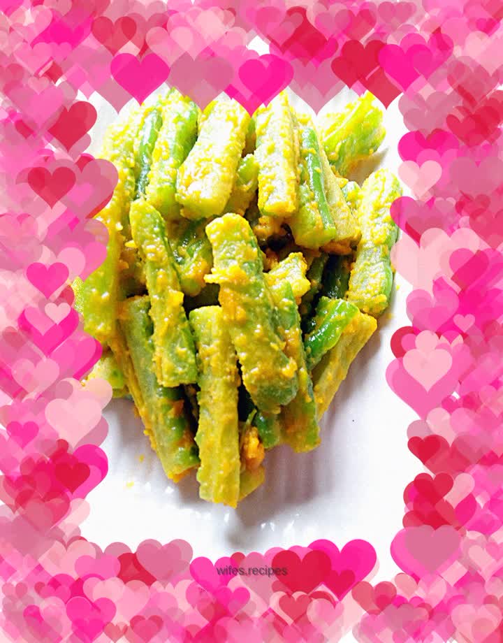 Fried Bitter Melon with Salted Egg Yolk