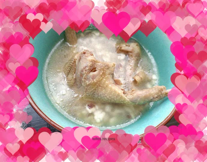 Gorgon fruit five-finger peach and pigeon soup