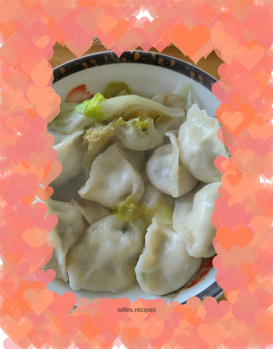 Clear soup dumplings