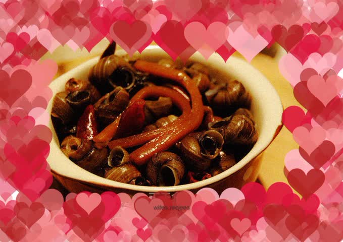 Spicy stir-fried snails