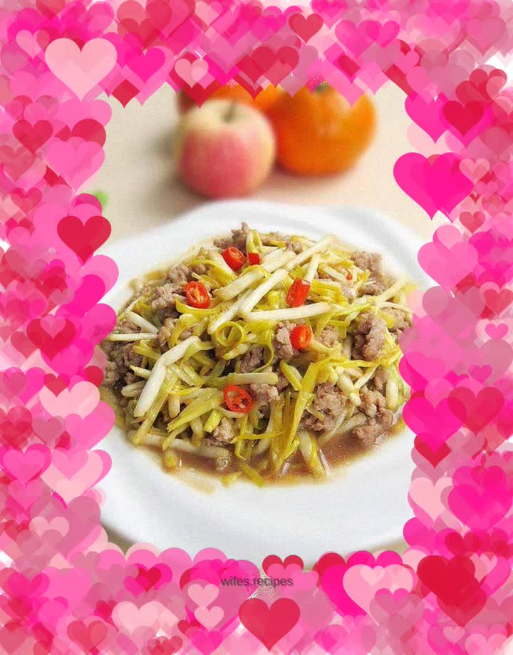 Stir-fried minced pork with chives