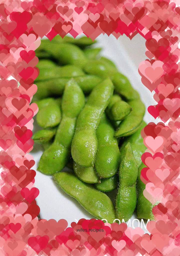 Simple and quick microwave edamame