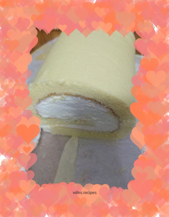 Cream cake roll
