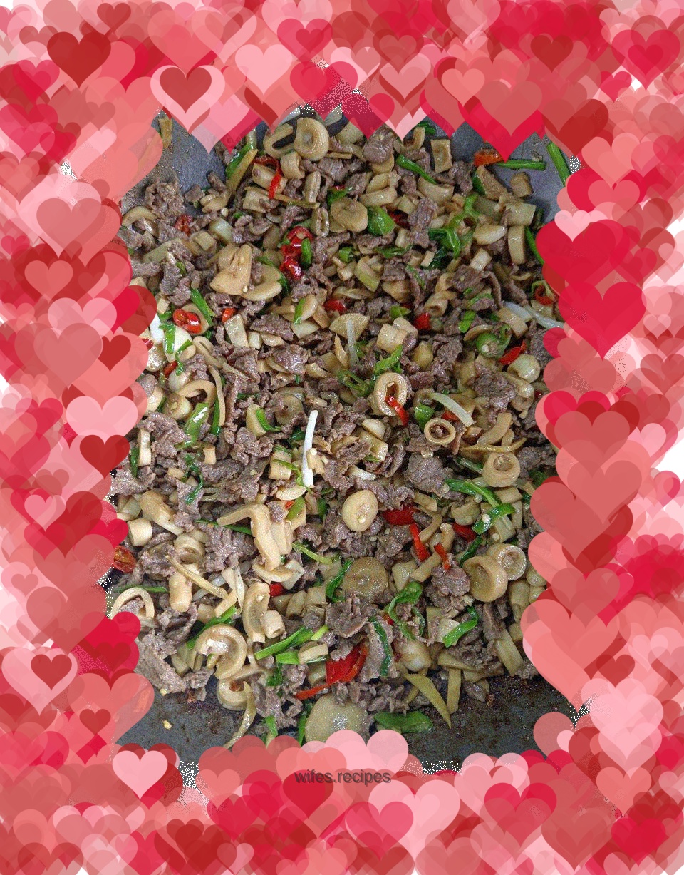 Stir-fried beef with dried bamboo shoots