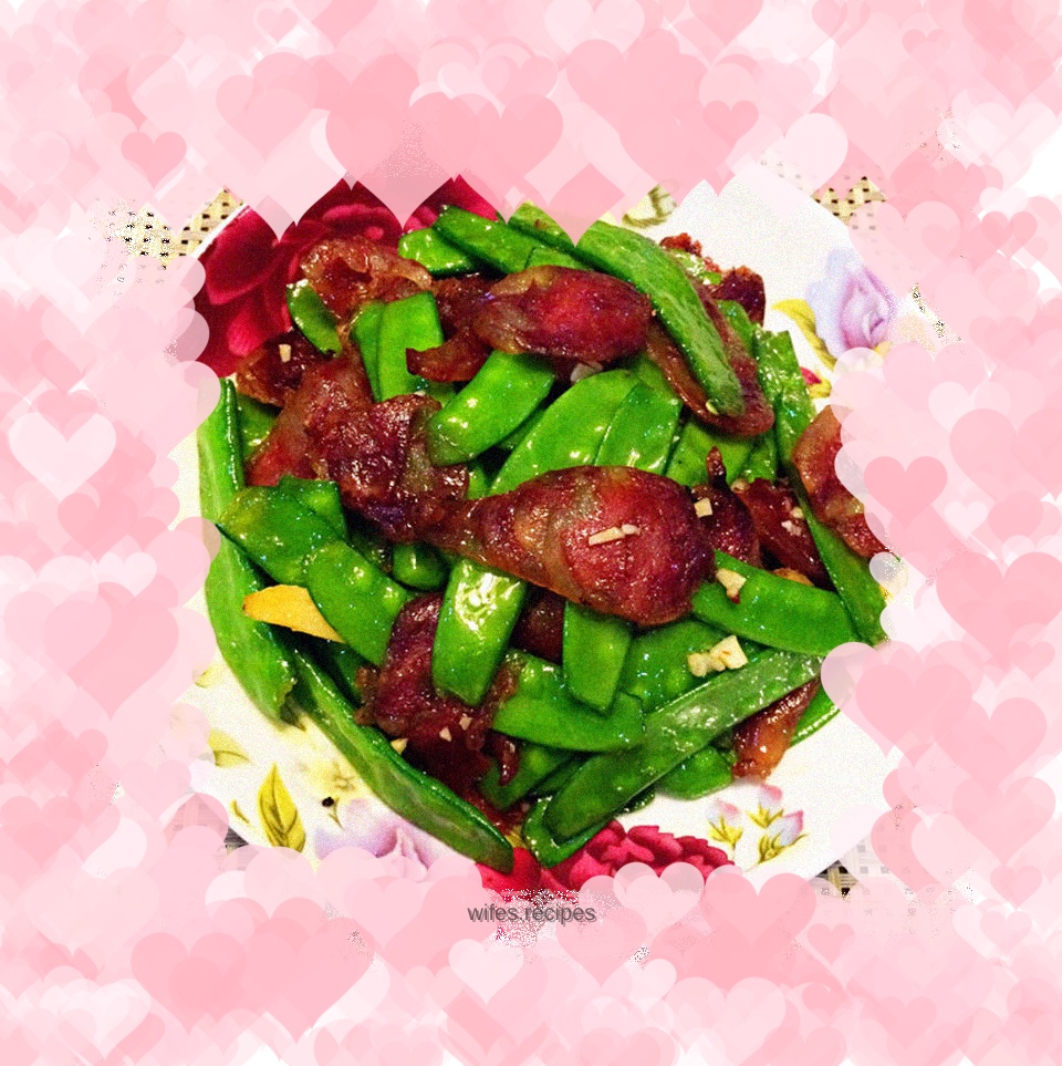 Sautéed Snow Peas with Sausage