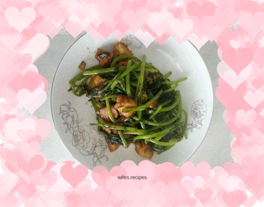 Stir-fried chrysanthemum with fish balls