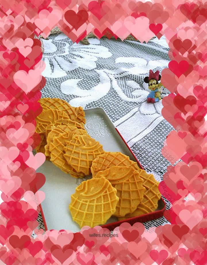 Rich original egg yolk cake