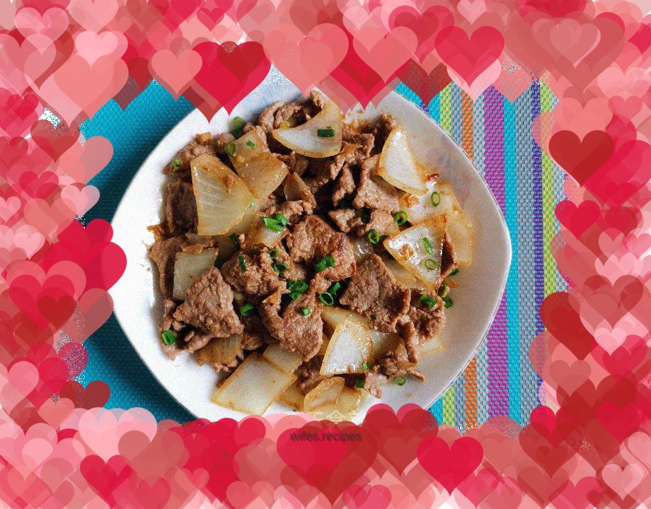 Stir-fried beef with onions