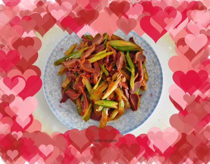 Fried chicken gizzards with celery