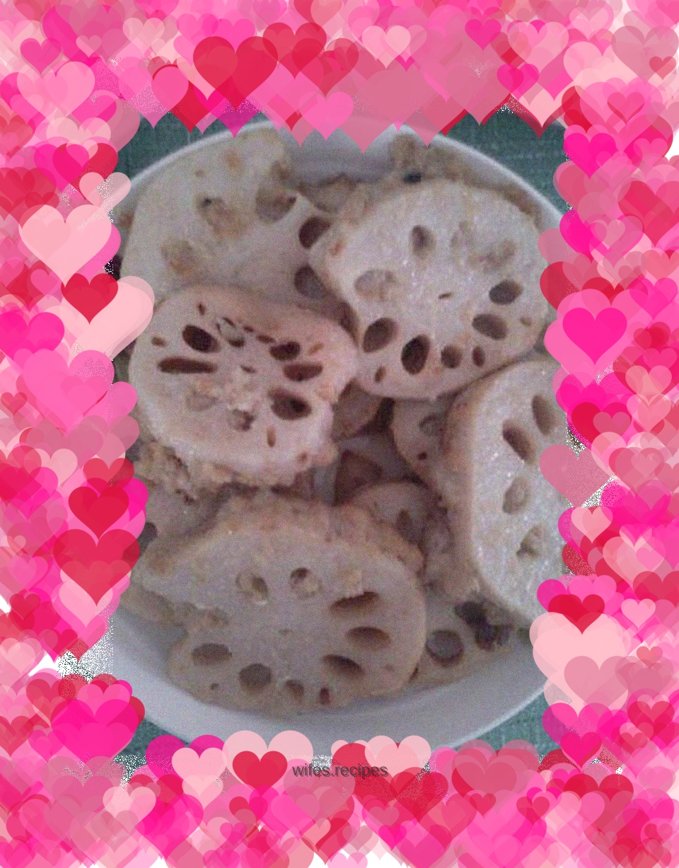 Fried lotus root with meat