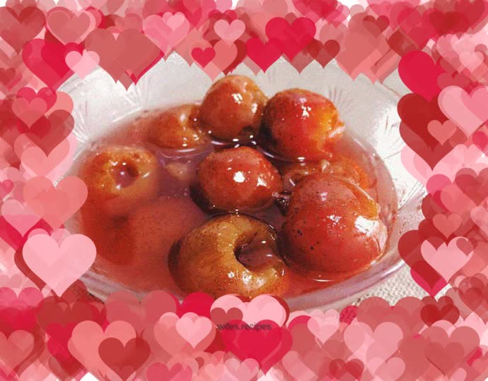 Fried red fruits