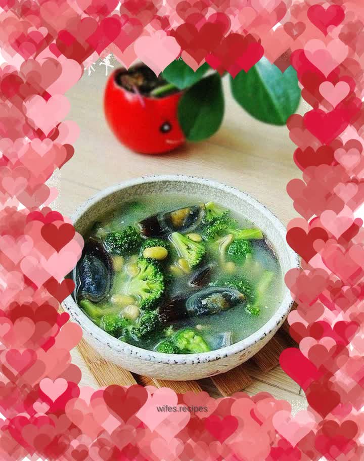 Preserved egg and blue flower soup