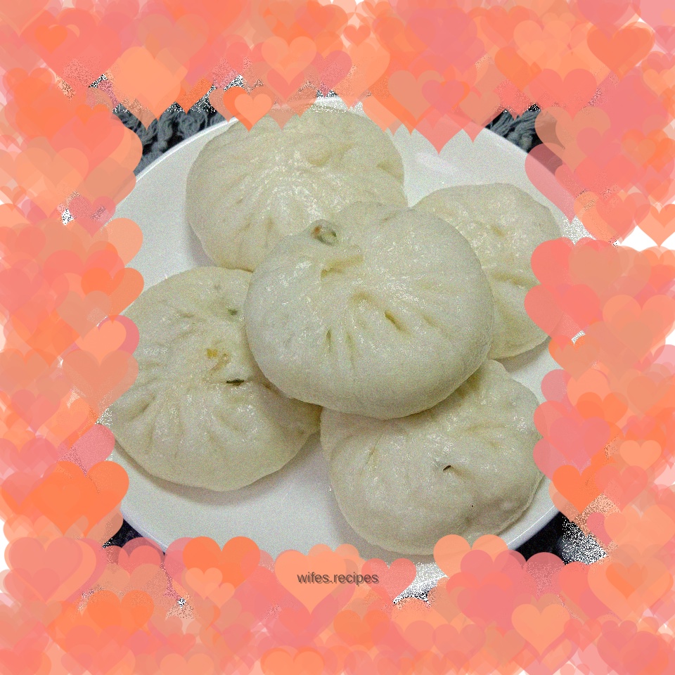 Chives and tofu buns