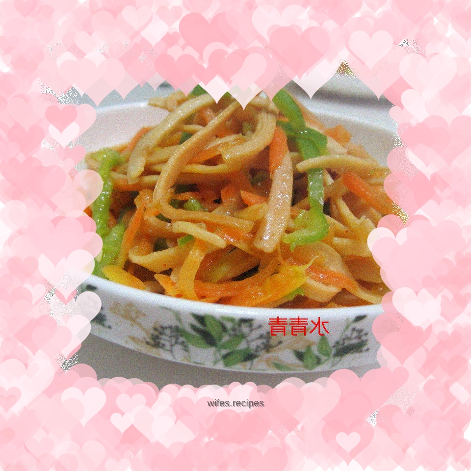 Shredded green pepper, squid and radish
