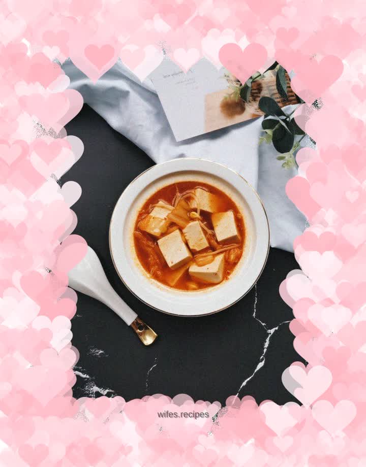 Spicy Cabbage and Tofu Soup