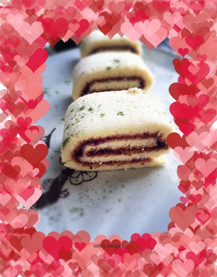 Blueberry Chiffon Cake Roll