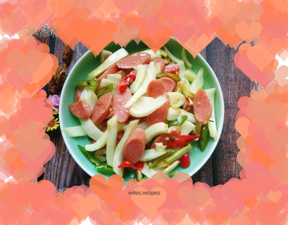 Stir-fried ham sausage with fennel bulbs