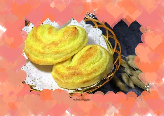Heart-shaped coconut bread