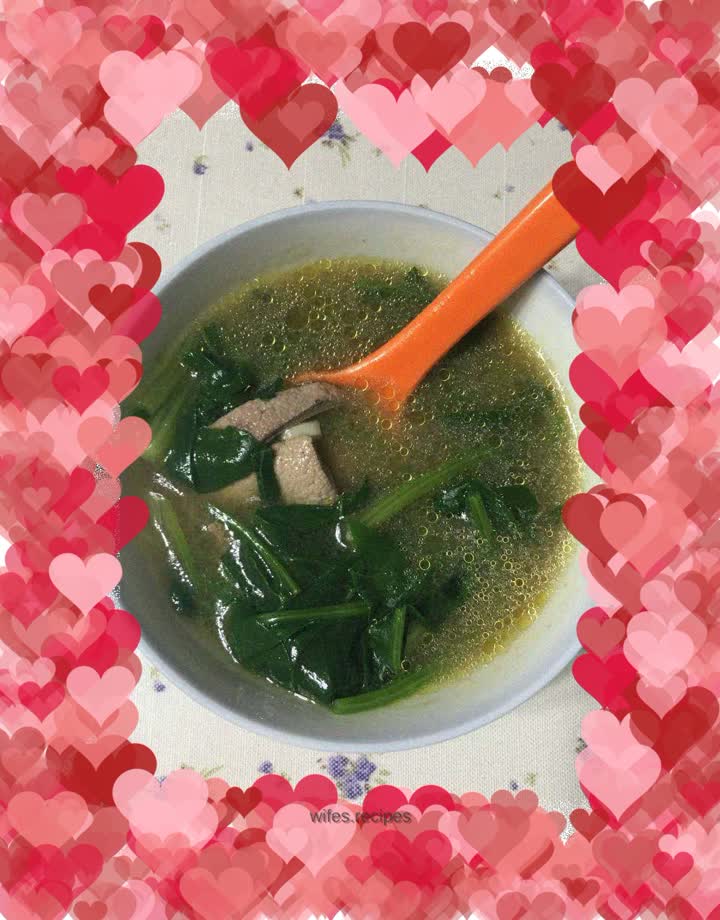 Pork liver and spinach soup