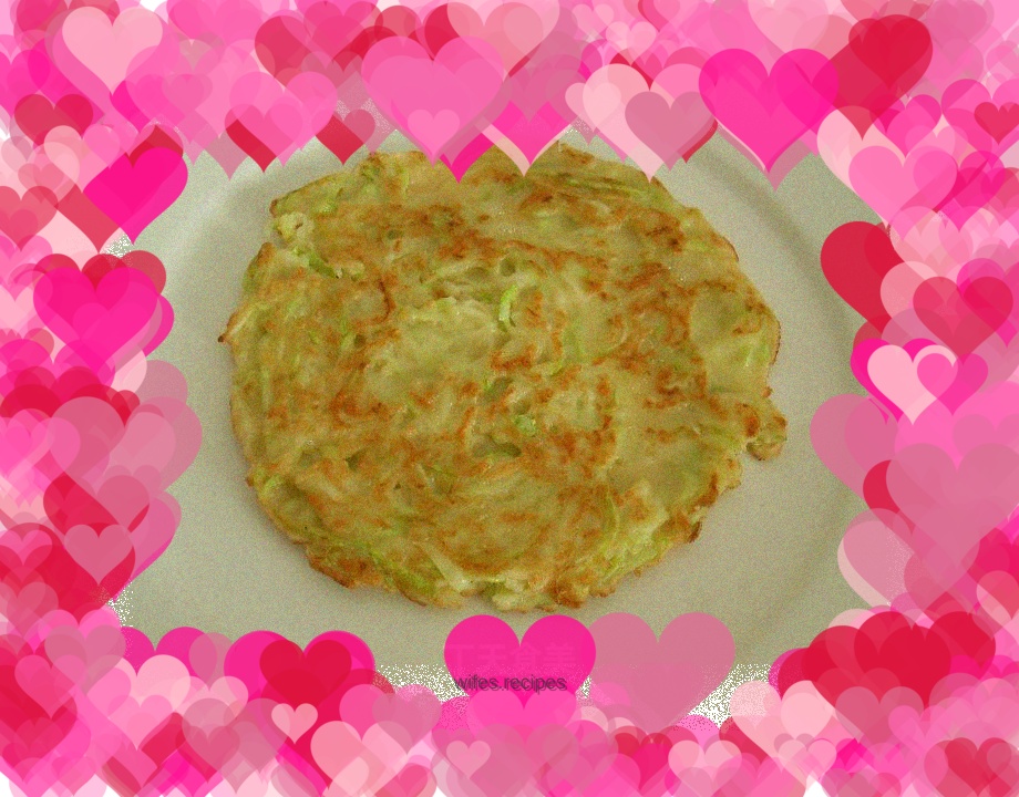 Simple nutritious and delicious breakfast - zucchini egg pancake