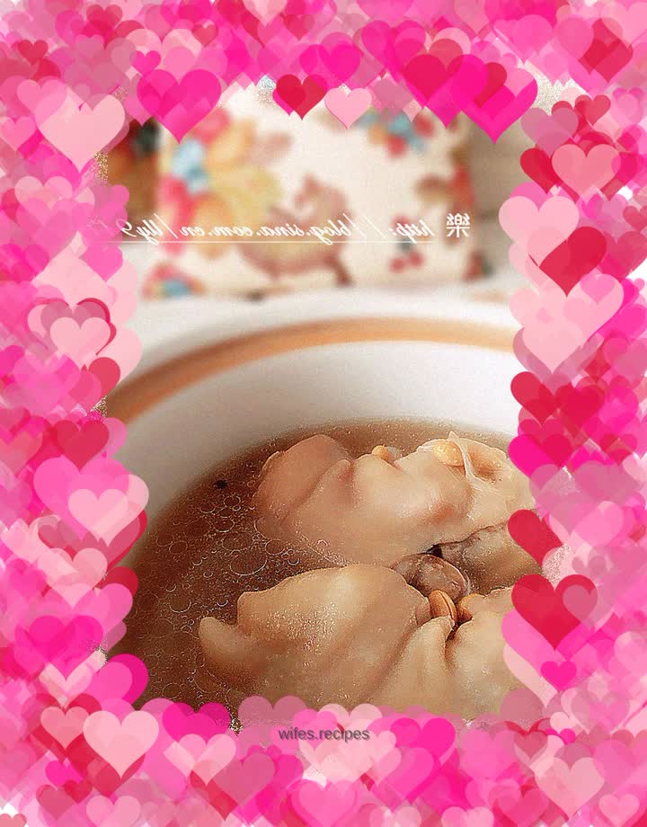 【Pork trotters stew with bean flavor】