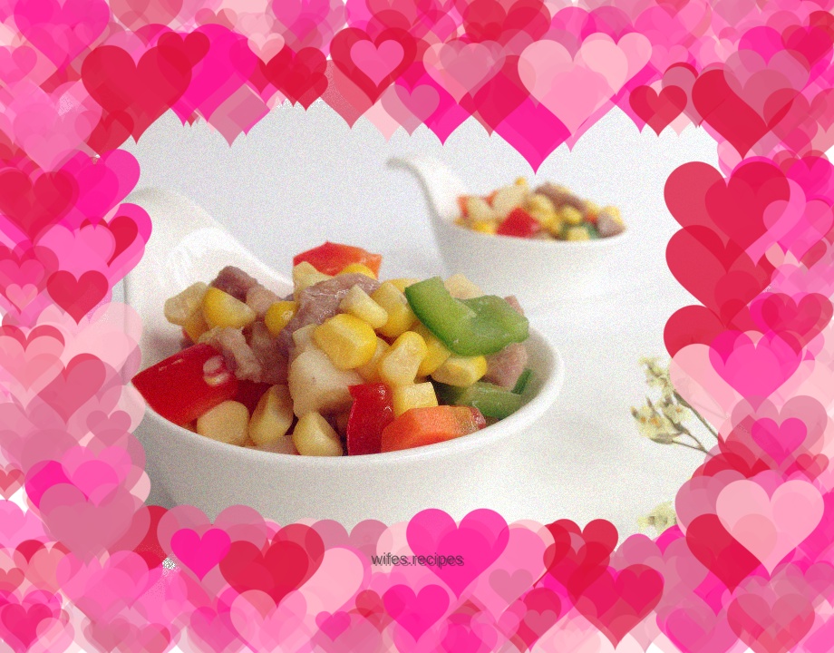 Stir-fried diced pork with corn, green and red pepper