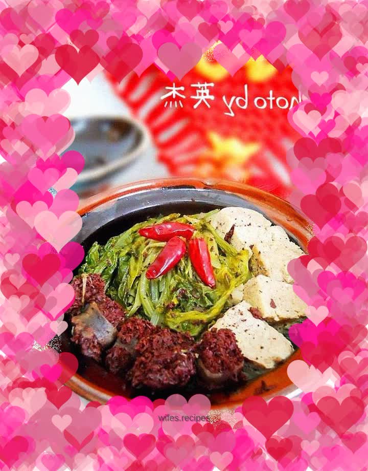 Chinese cabbage and blood sausage casserole