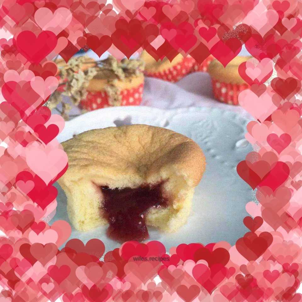 Strawberry sponge cake